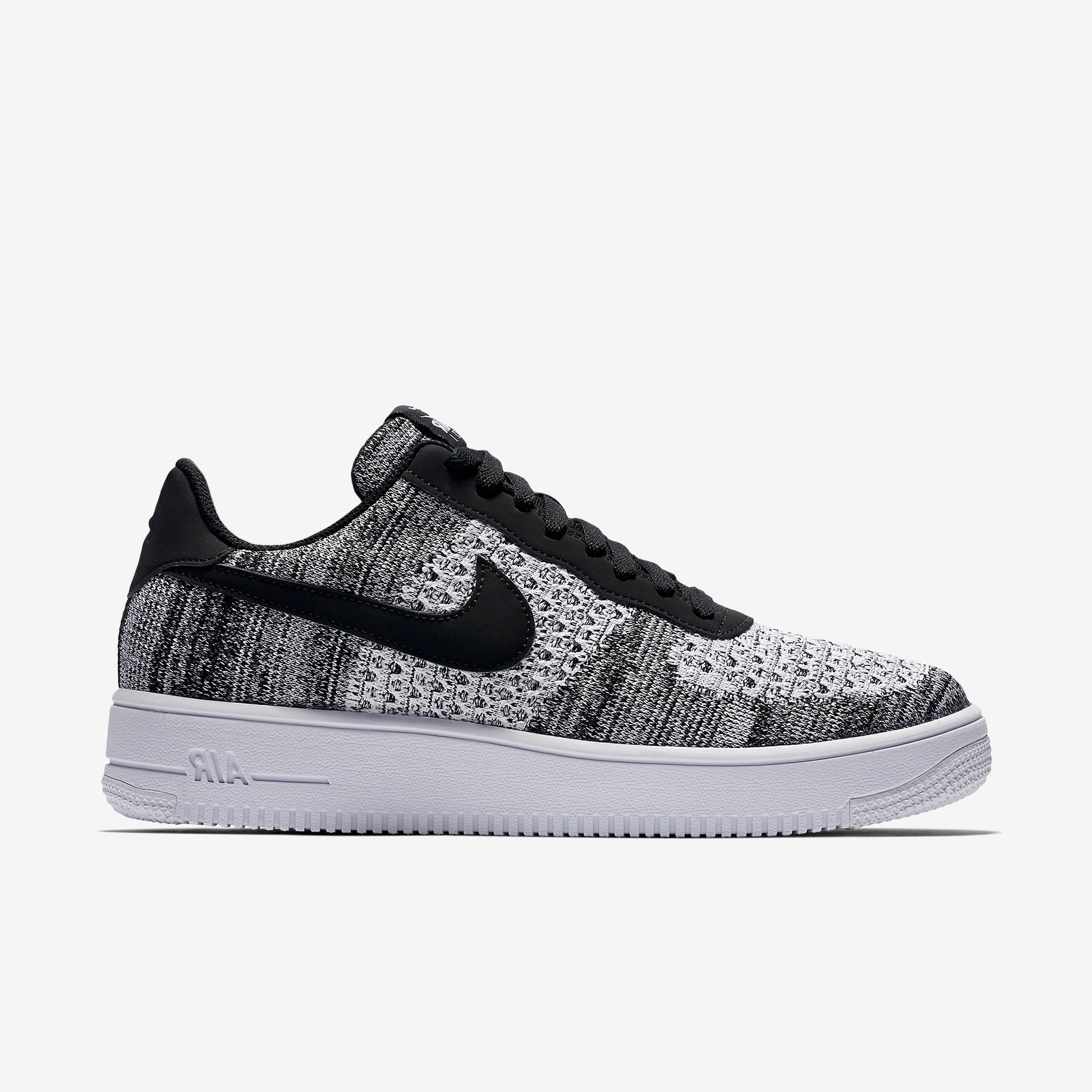 Nike Air Force 1 Flyknit Oreo lateral view with speckled black Flyknit